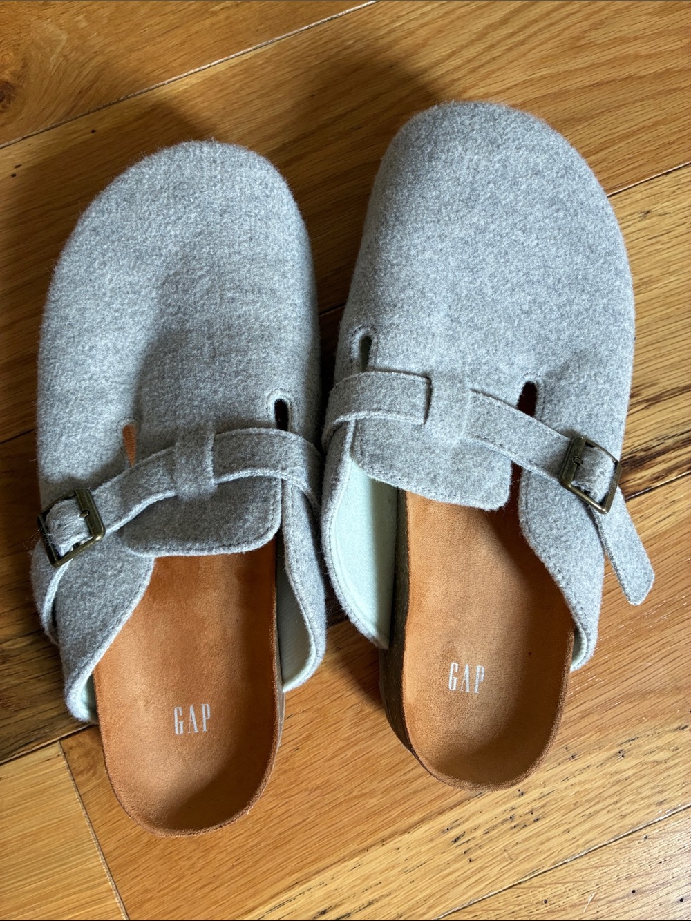 GAP Light Gray Felt Buckle Clog Slides